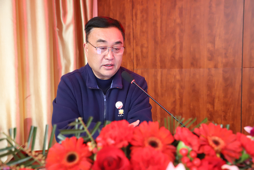 马总做汇报.JPG